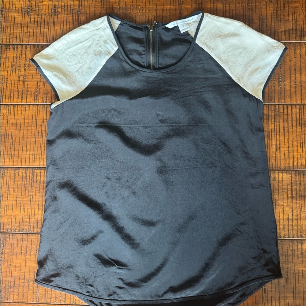 Diane Von Furstenberg Black and Cream Blouse